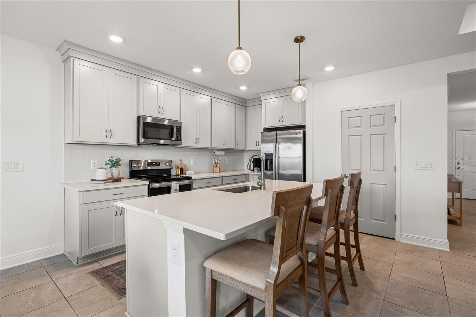 Image 11 of 29 For 9216 Westernwoods Avenue