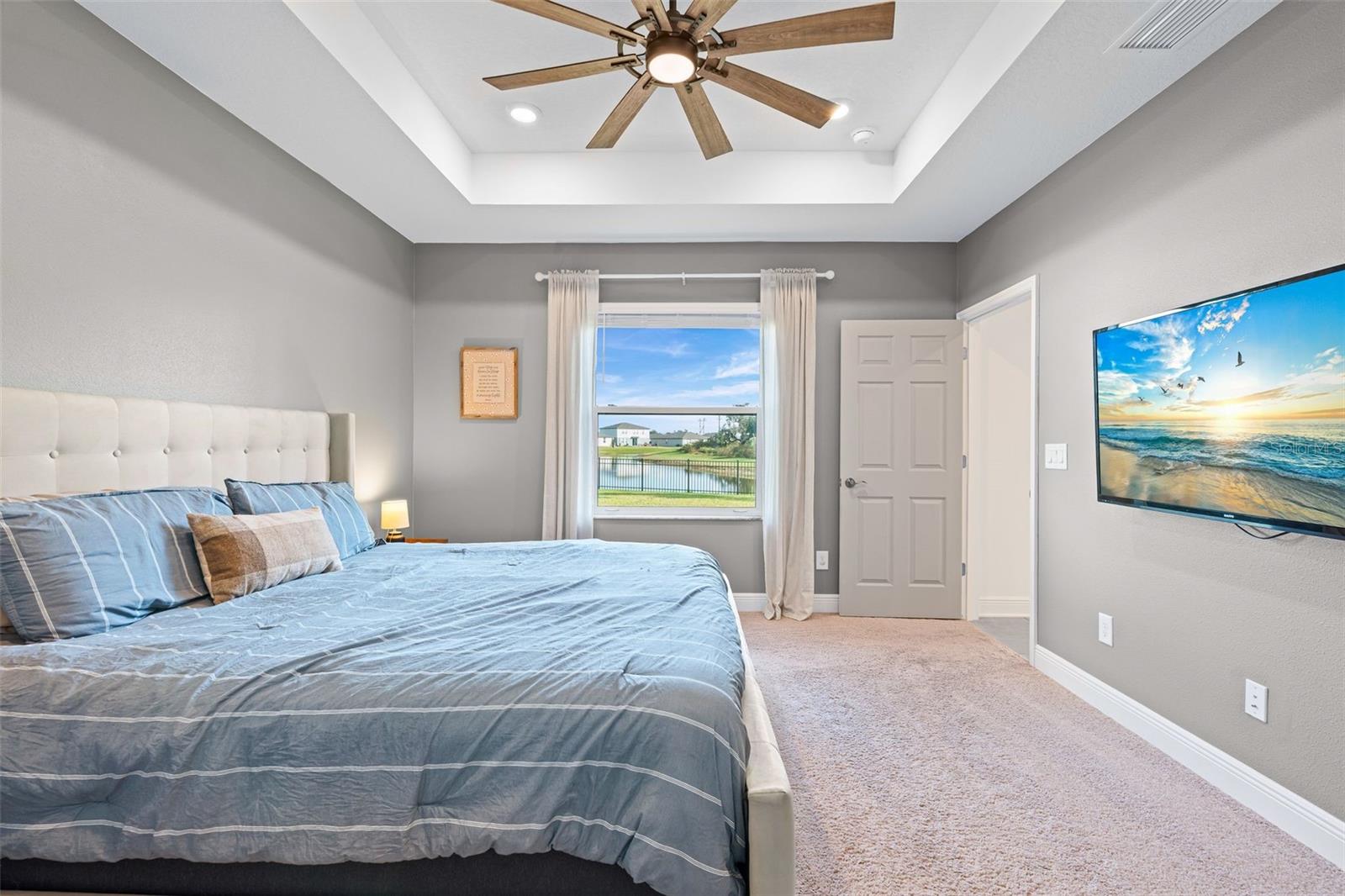 Image 15 of 29 For 9216 Westernwoods Avenue