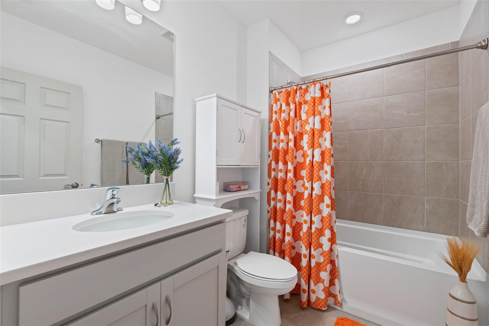 Image 20 of 29 For 9216 Westernwoods Avenue