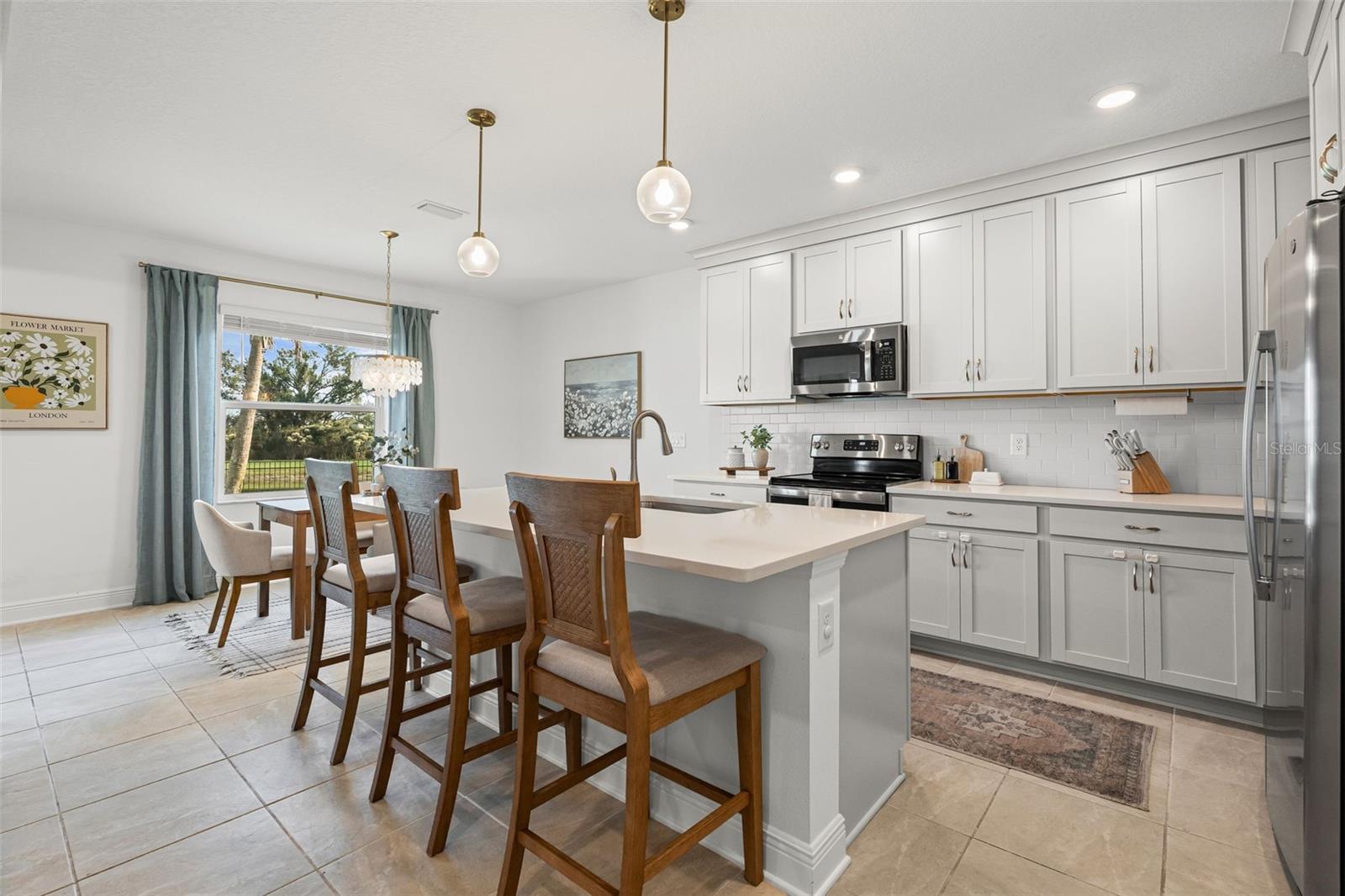 Image 9 of 29 For 9216 Westernwoods Avenue