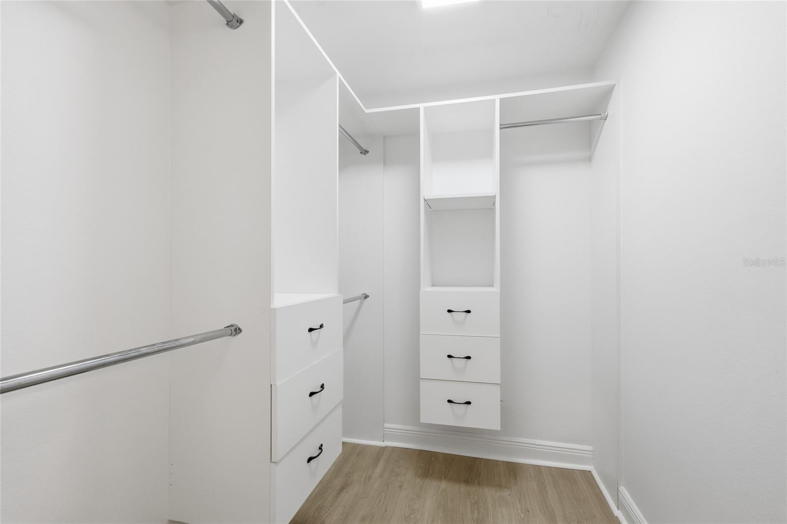 Image 15 of 30 For 3660 Kingston Boulevard