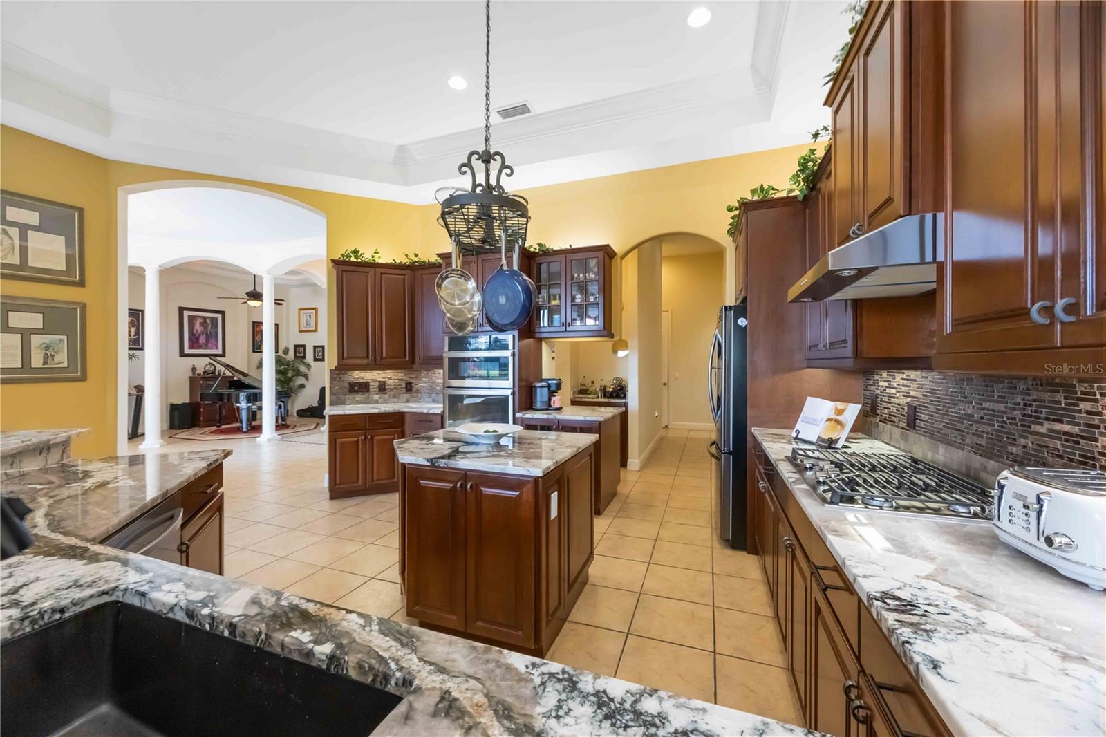 Image 22 of 95 For 14806 Bowfin Terrace