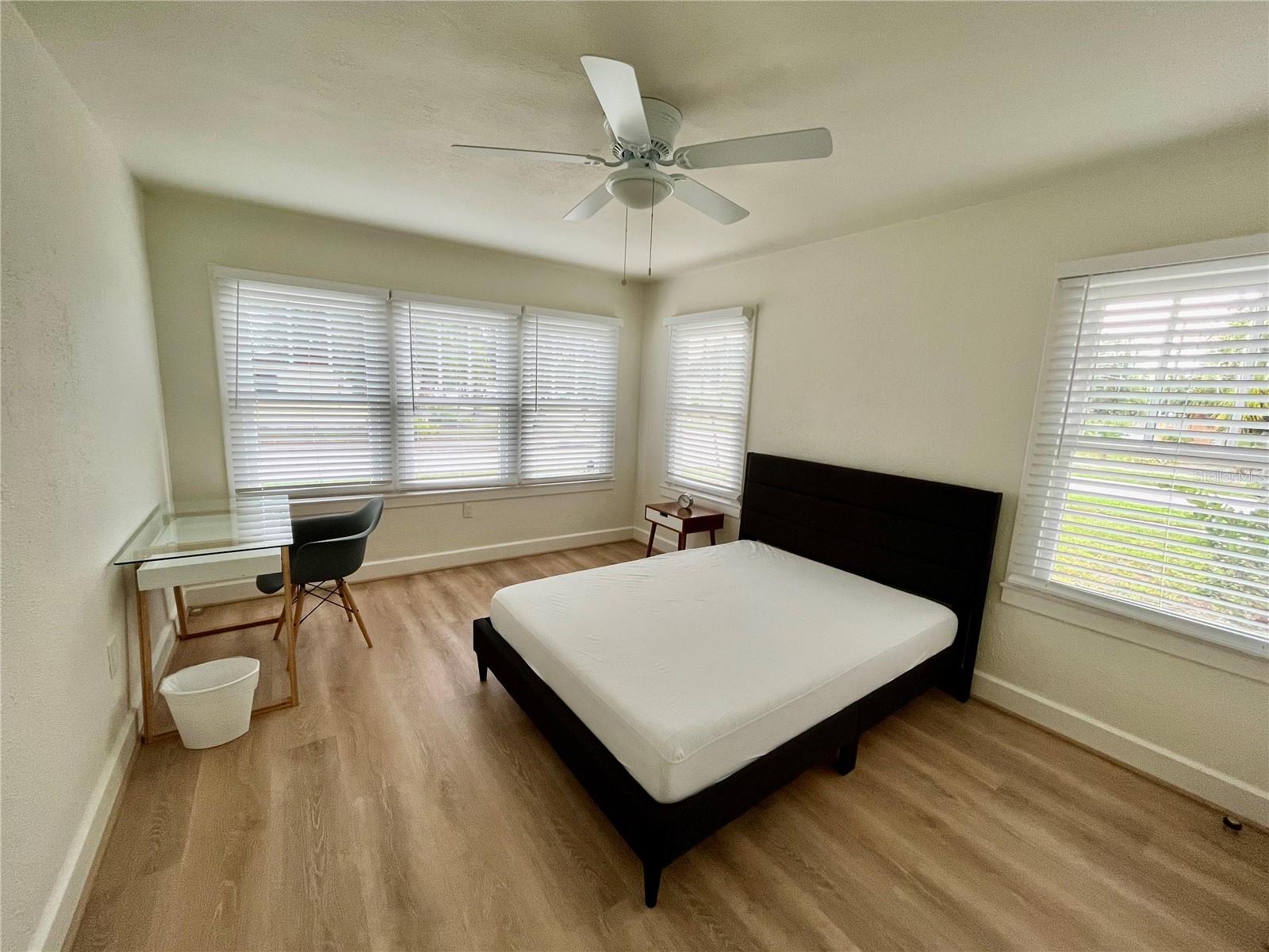 Image 15 of 23 For 3011 6th Street