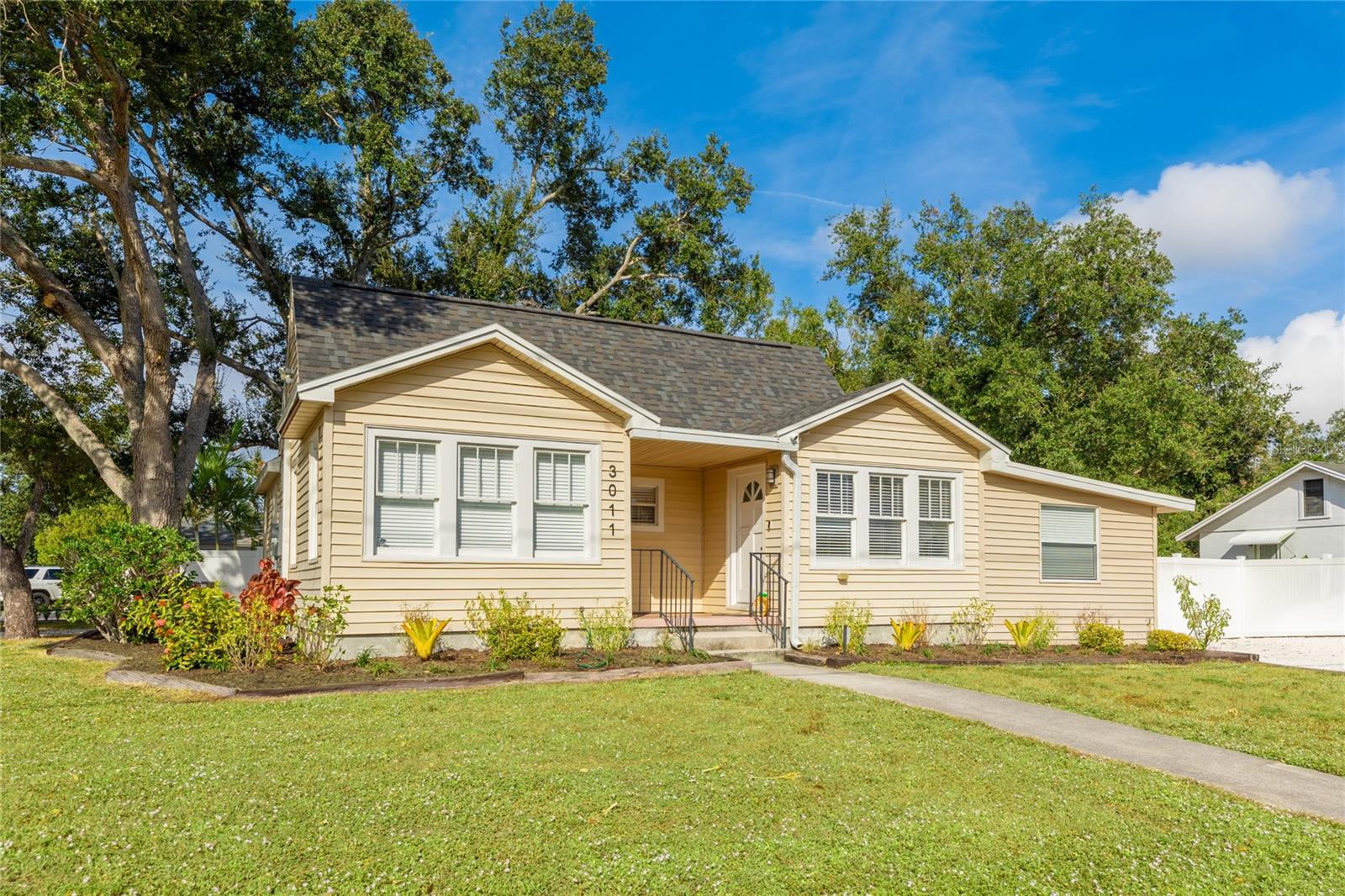 Image 2 of 23 For 3011 6th Street