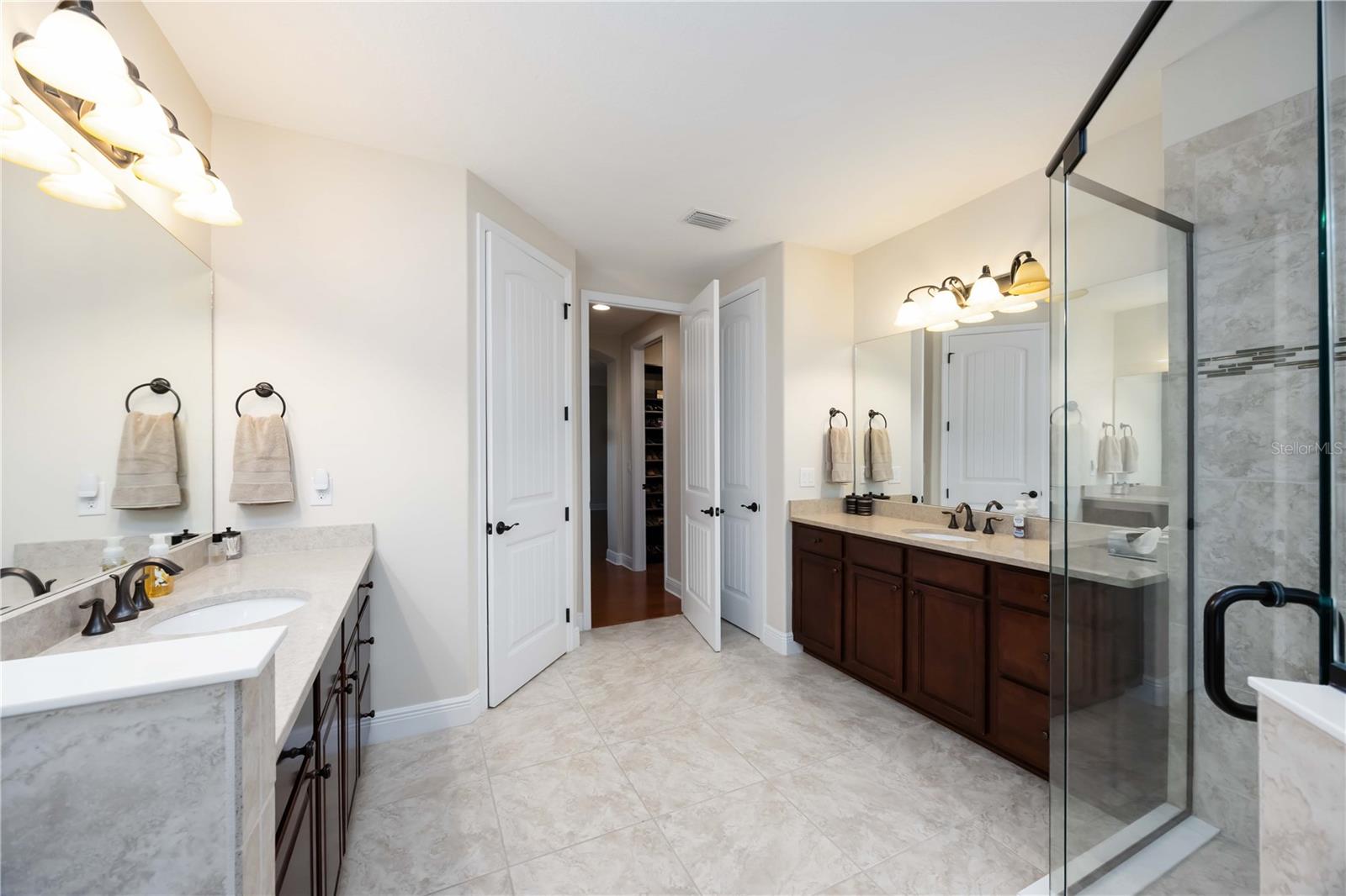 Image 17 of 40 For 5503 Title Row Drive