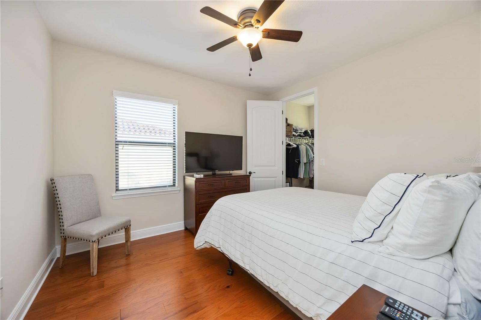 Image 19 of 40 For 5503 Title Row Drive