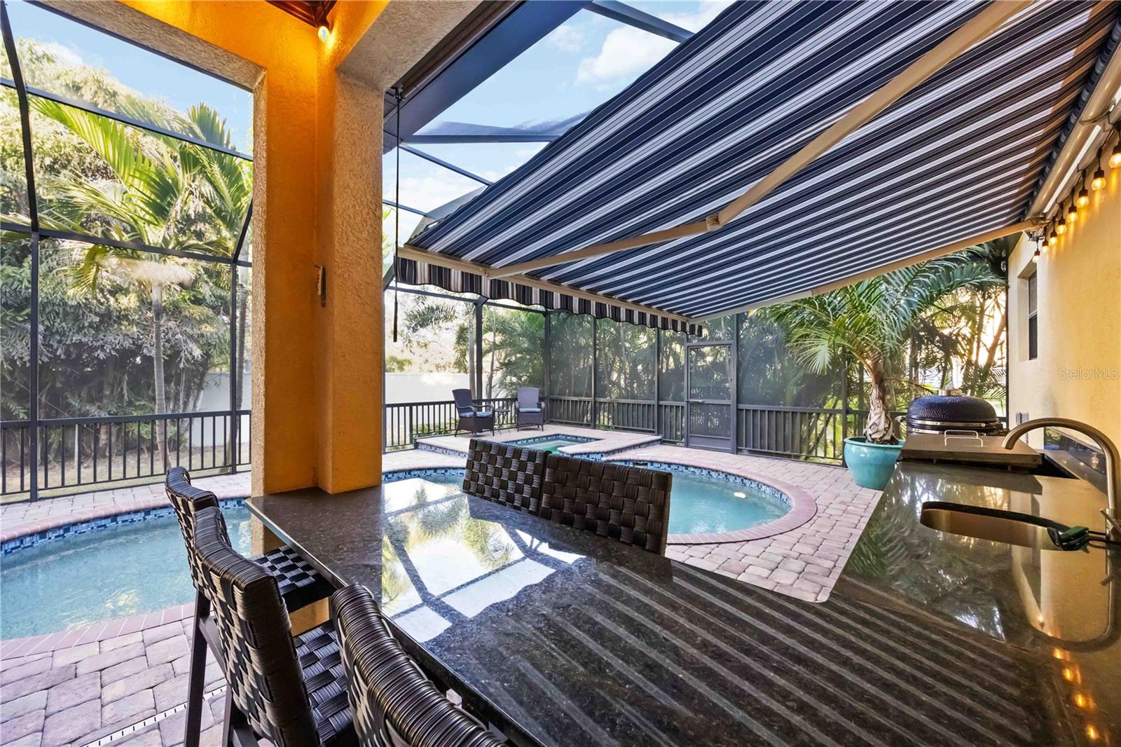 Image 29 of 40 For 5503 Title Row Drive