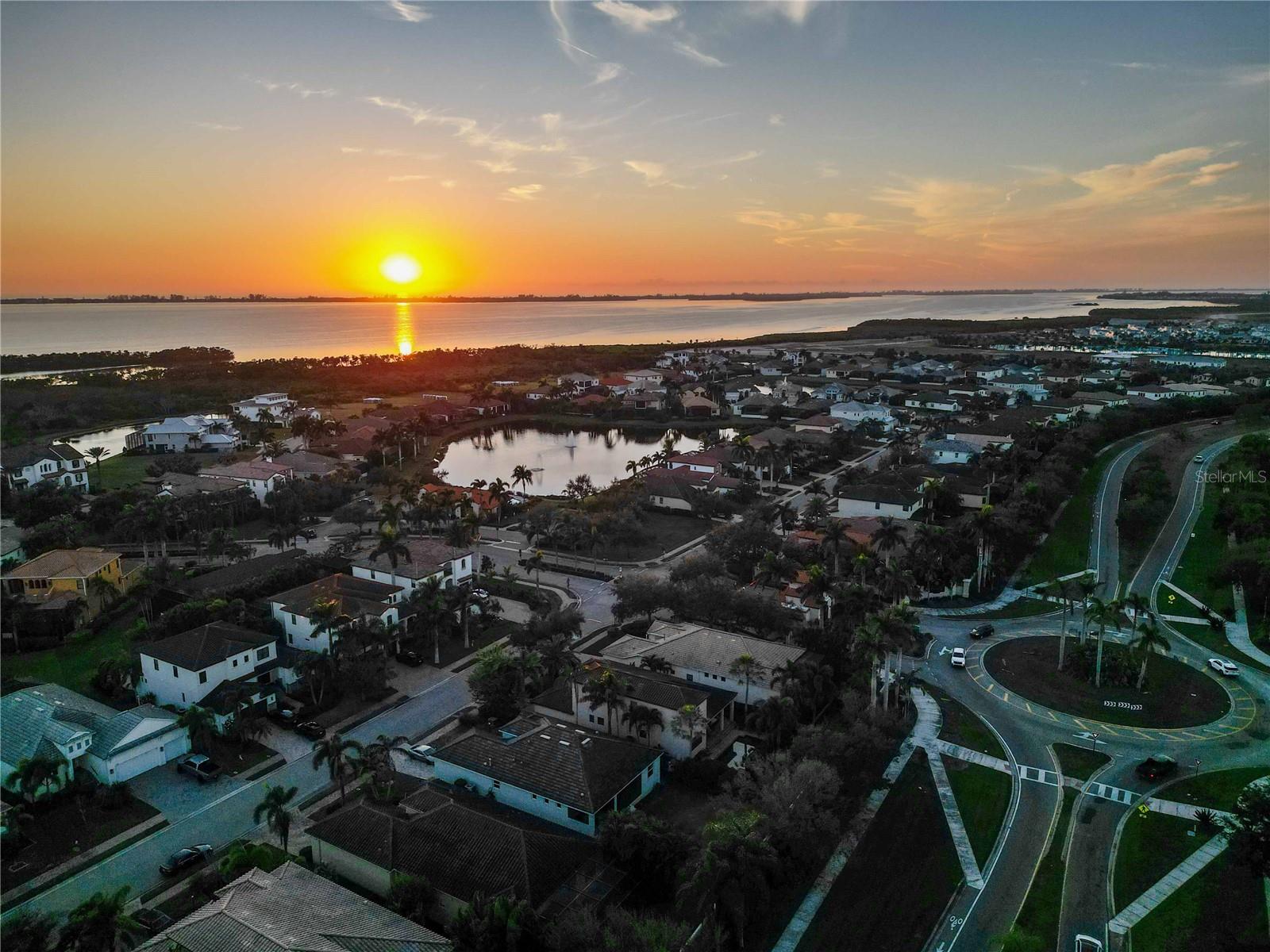 Image 39 of 40 For 5503 Title Row Drive