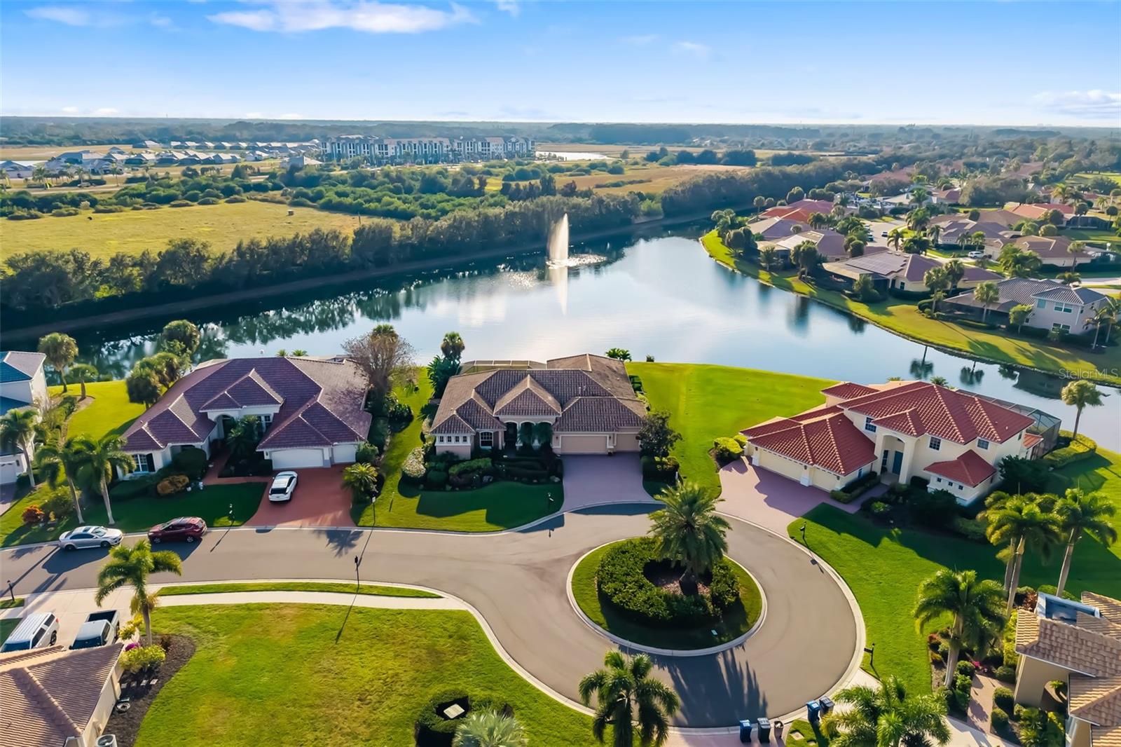 Image 12 of 100 For 409 Sand Crane Court