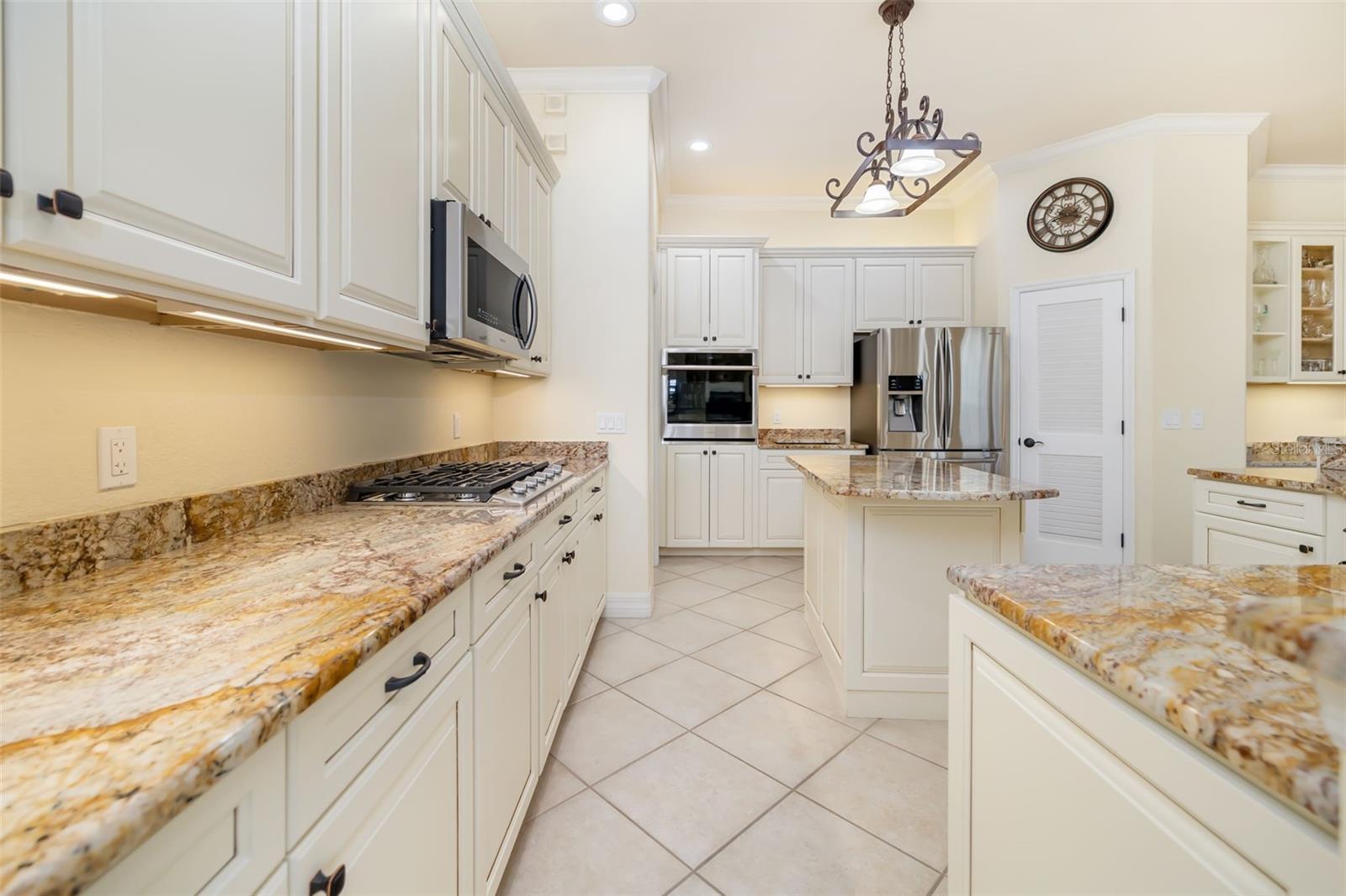 Image 30 of 100 For 409 Sand Crane Court