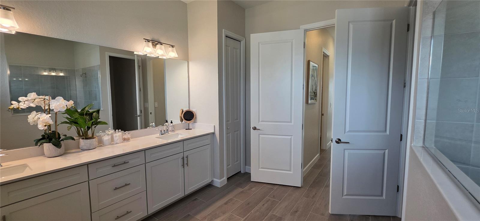 Image 12 of 24 For 8140 Shore Lake Drive