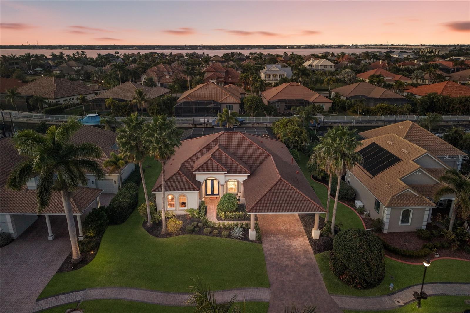 Image 48 of 59 For 4721 Mainsail Drive