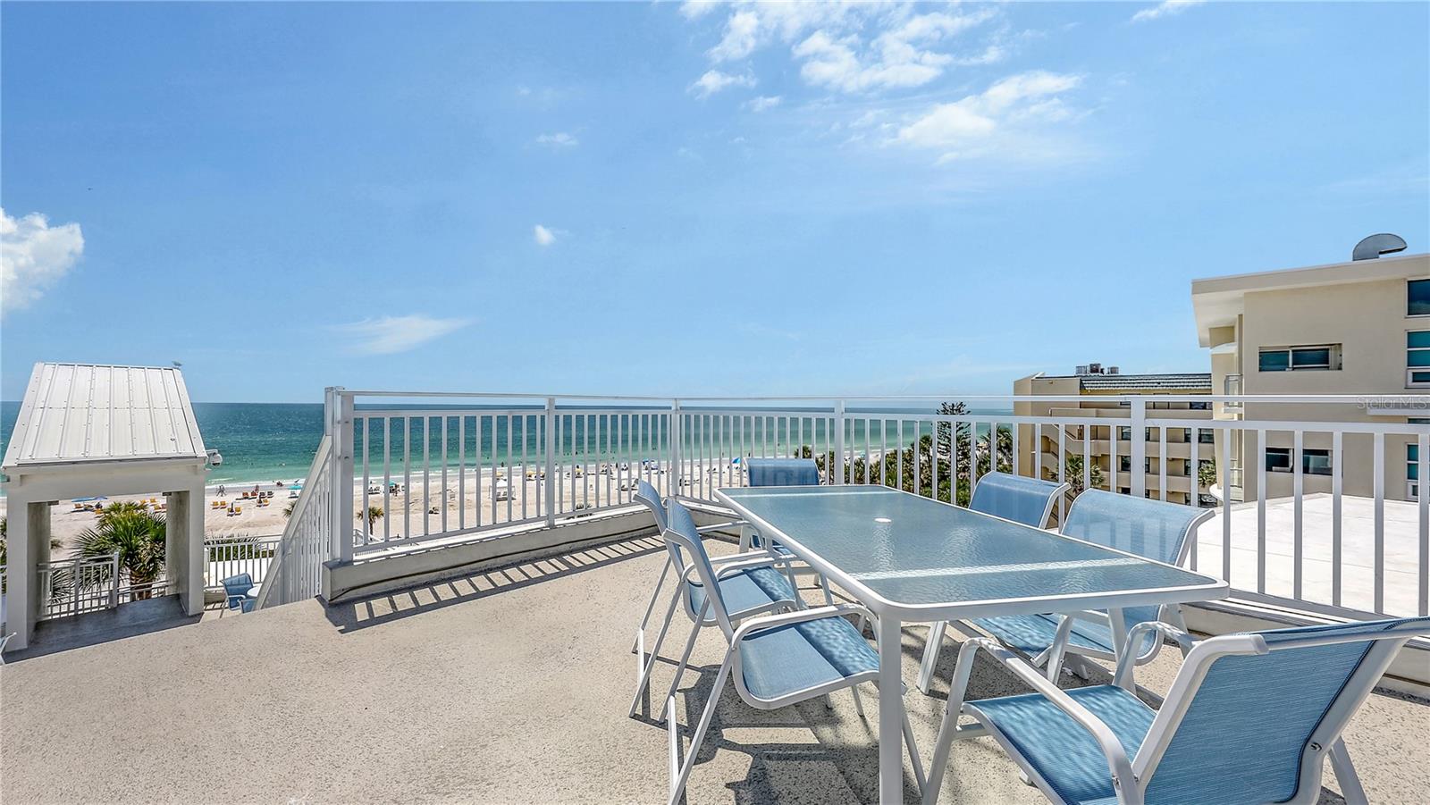 Image 27 of 39 For 6518 Midnight Pass Road 209