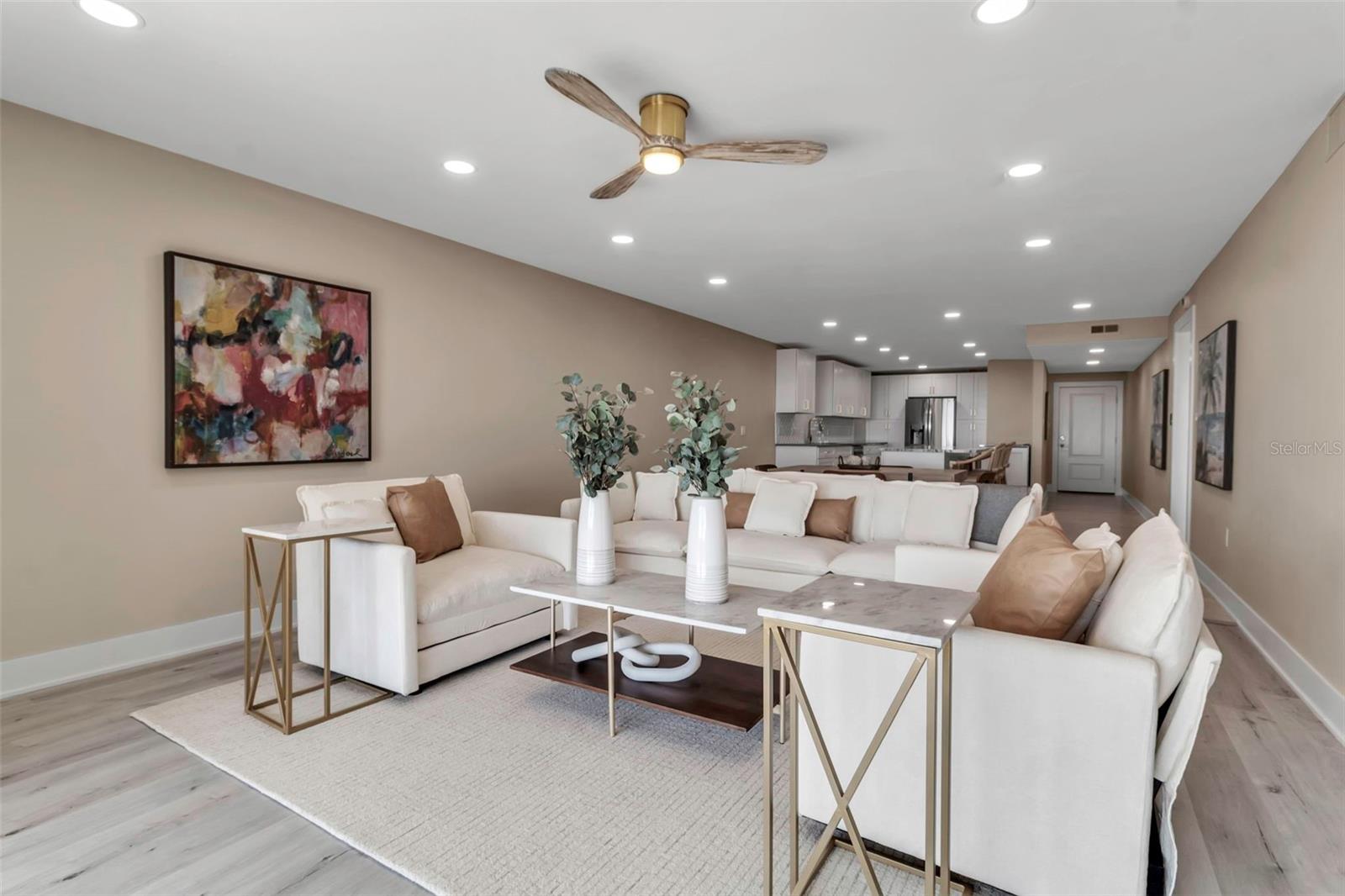 Image 10 of 31 For 5757 Gulf Of Mexico Drive 110