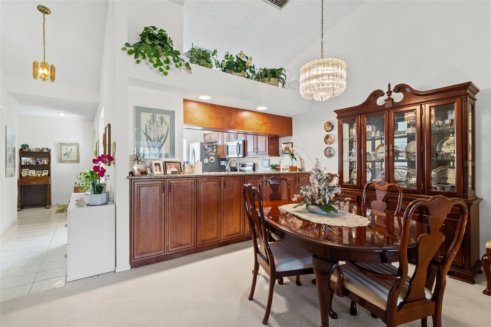 Image 15 of 61 For 6089 Clubside Drive 00