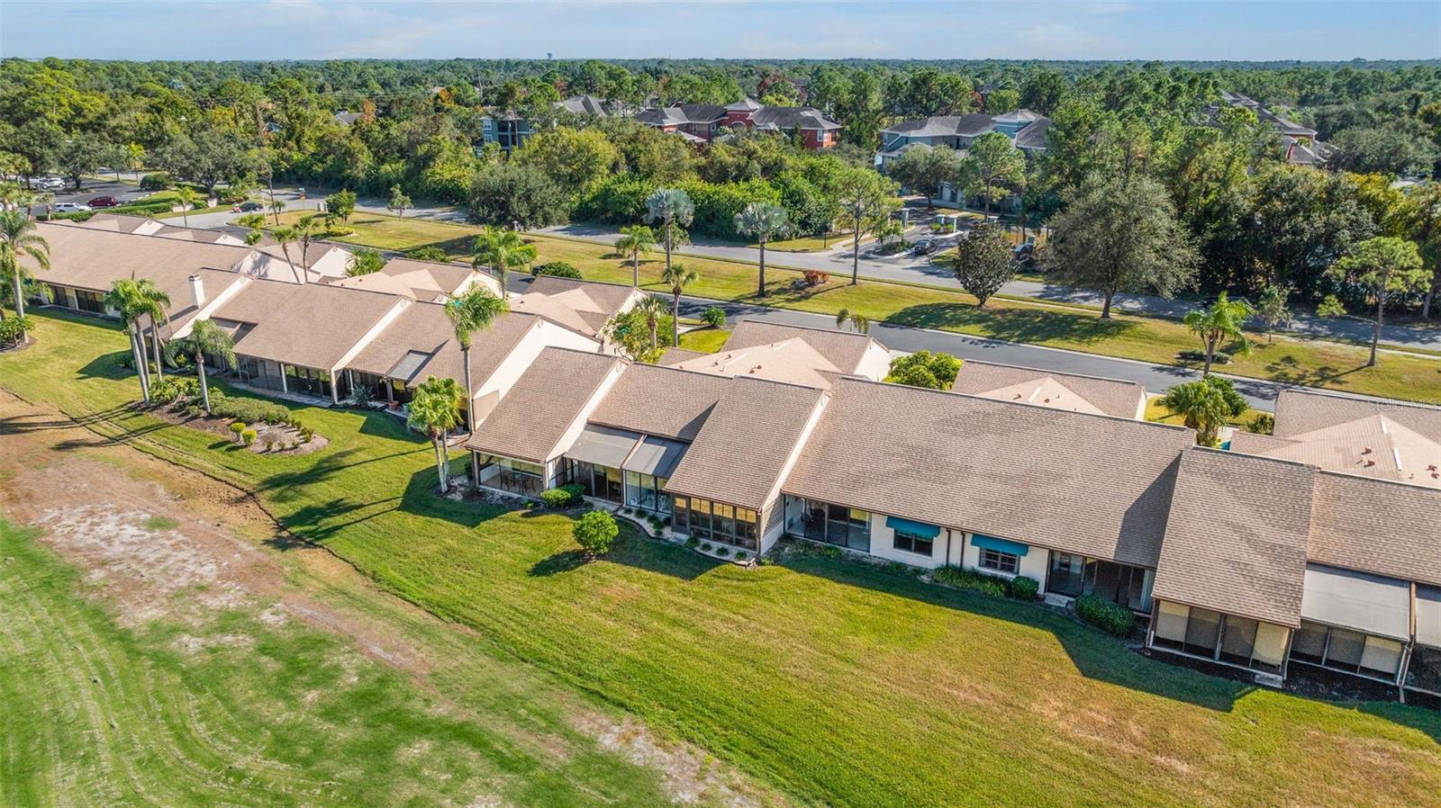 Image 52 of 61 For 6089 Clubside Drive 00