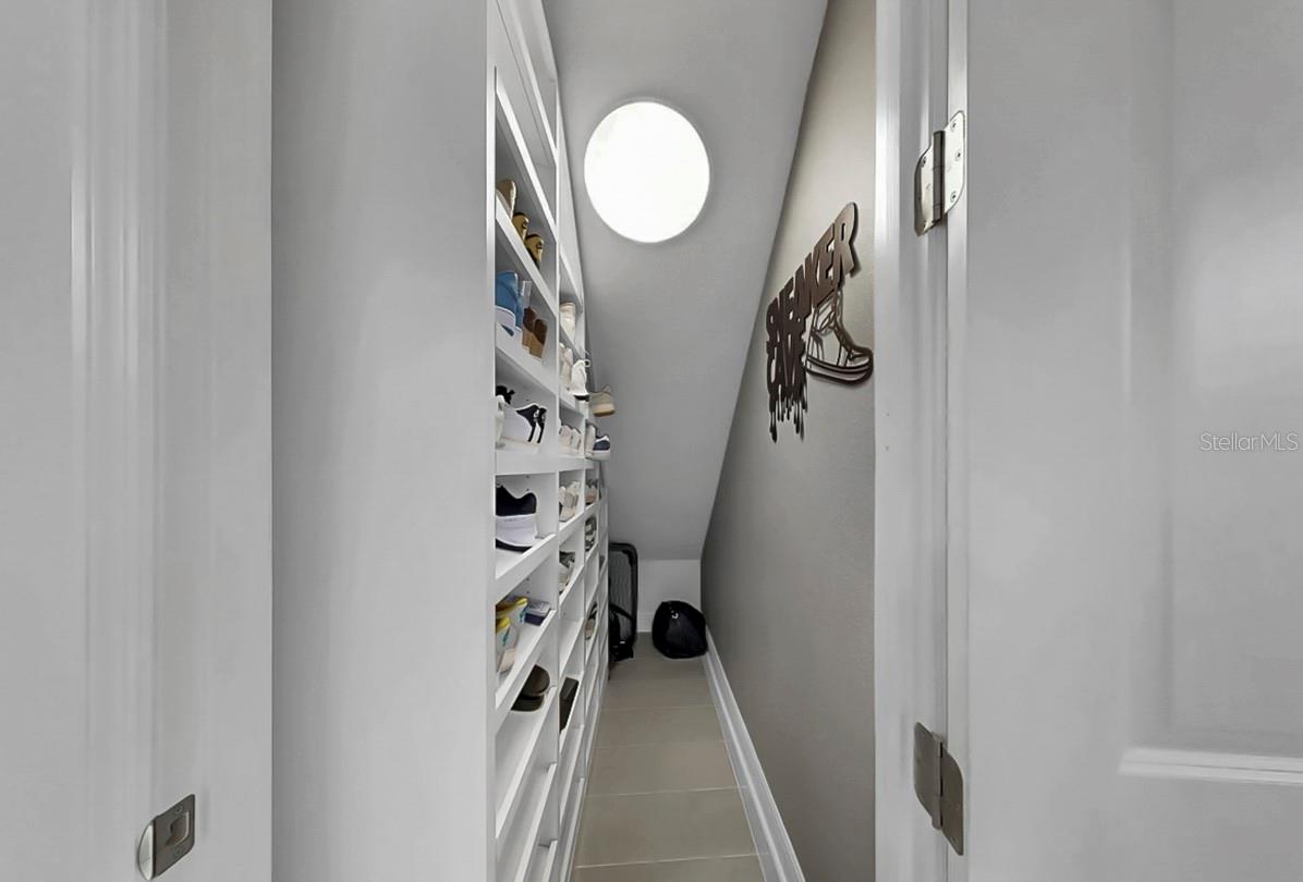 Image 41 of 61 For 3508 Hidden Creek Boulevard