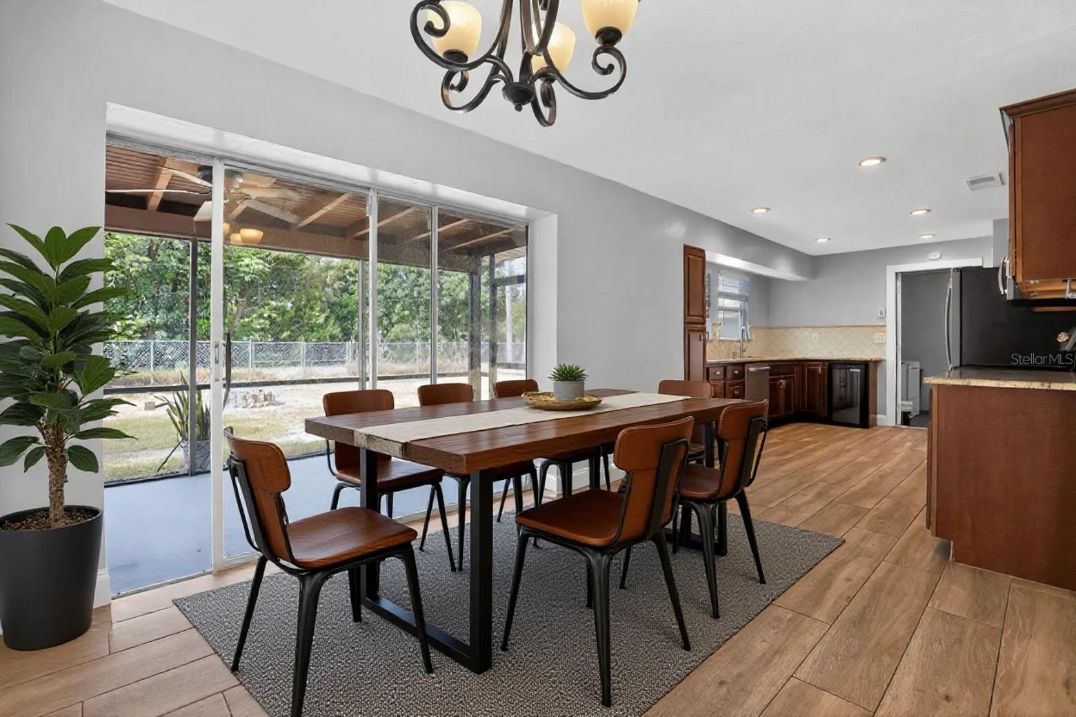 Image 10 of 33 For 8607 Chatham Street