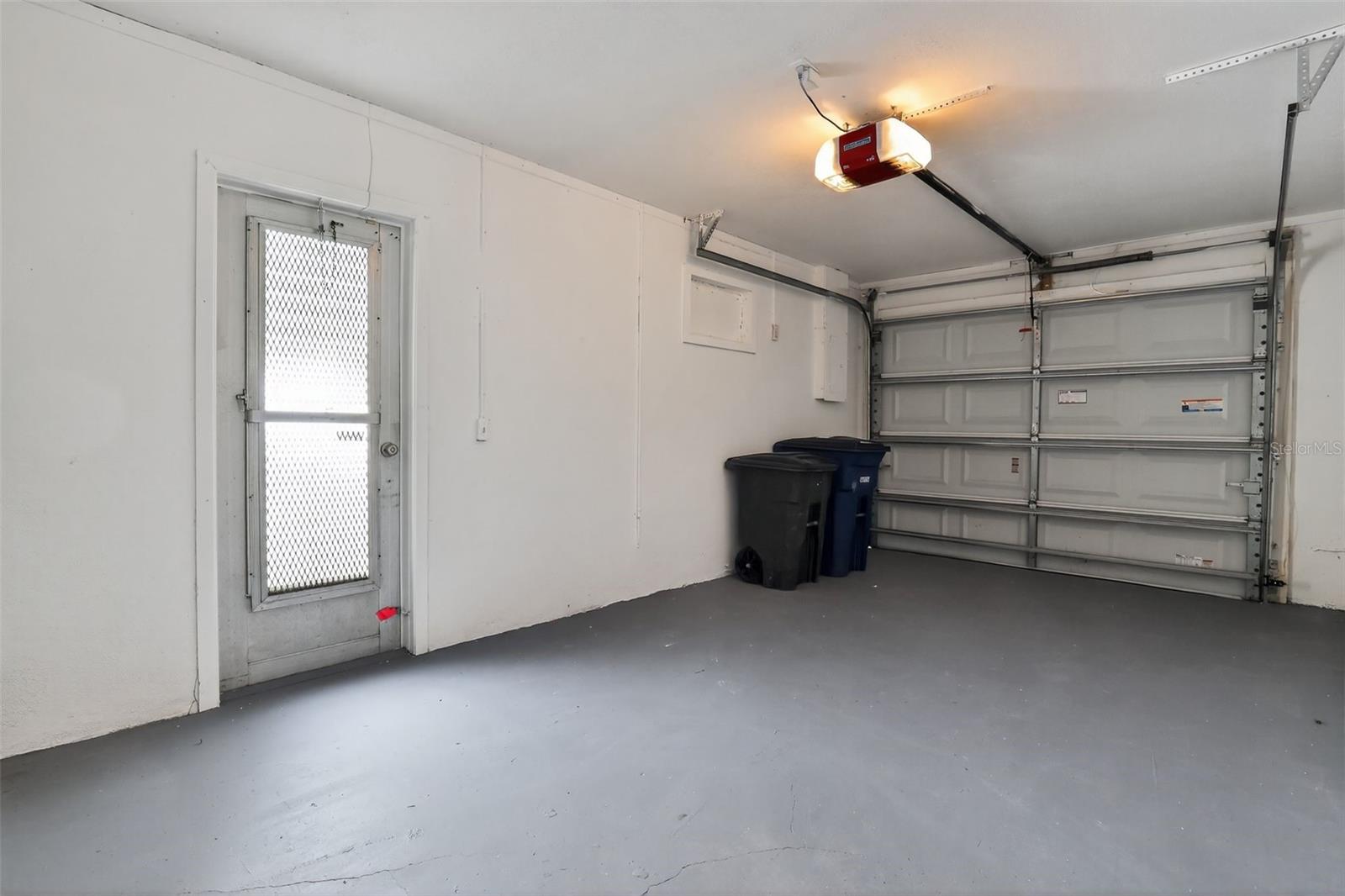 Image 31 of 33 For 8607 Chatham Street