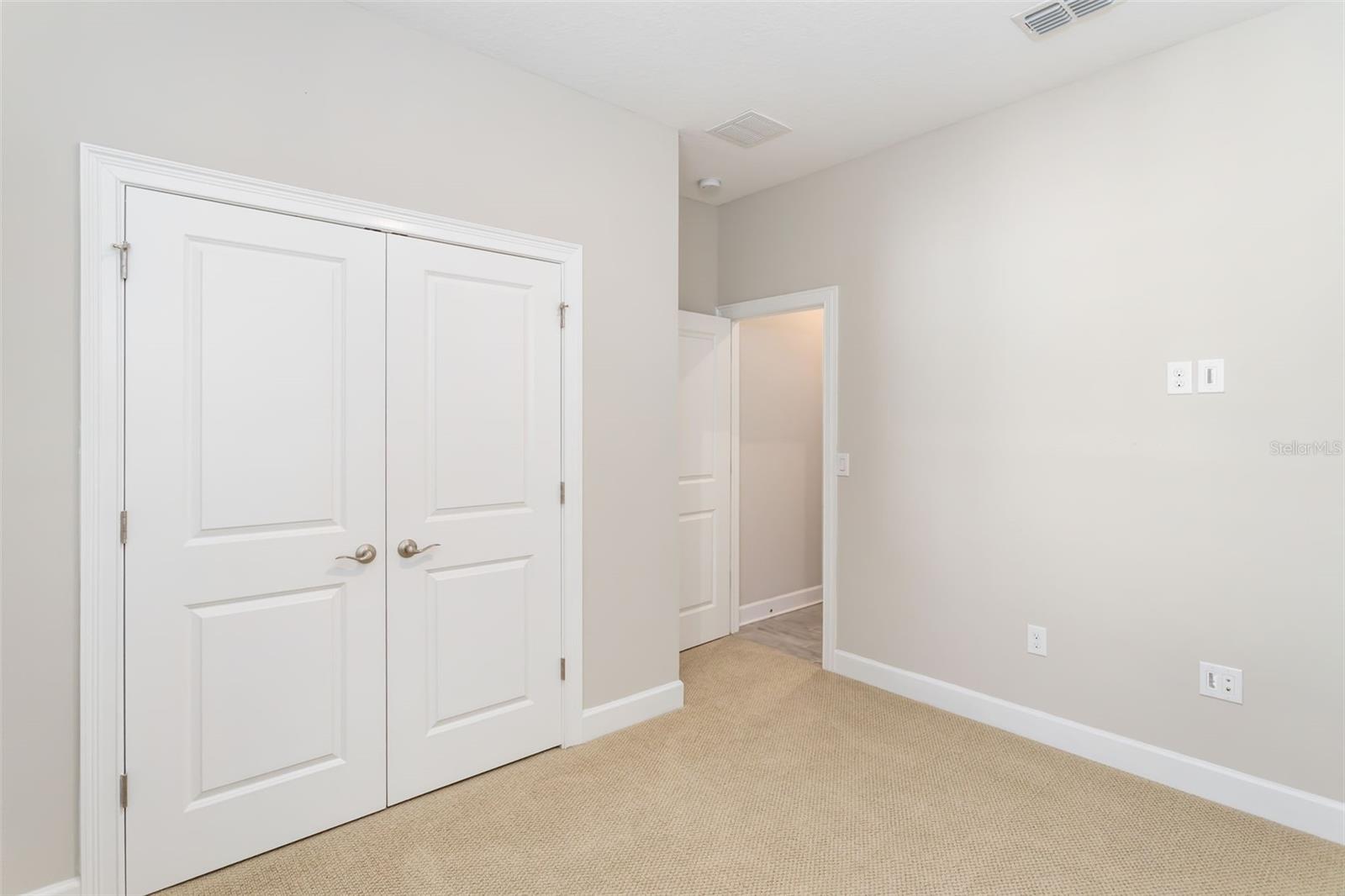 Image 15 of 37 For 10804 Whitland Grove Drive