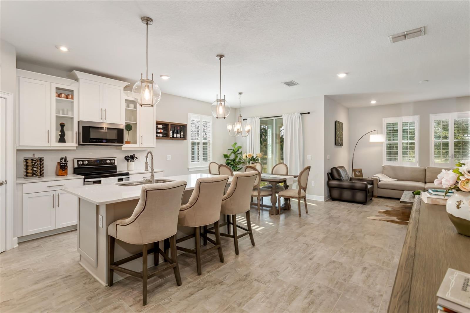 Image 17 of 37 For 10804 Whitland Grove Drive