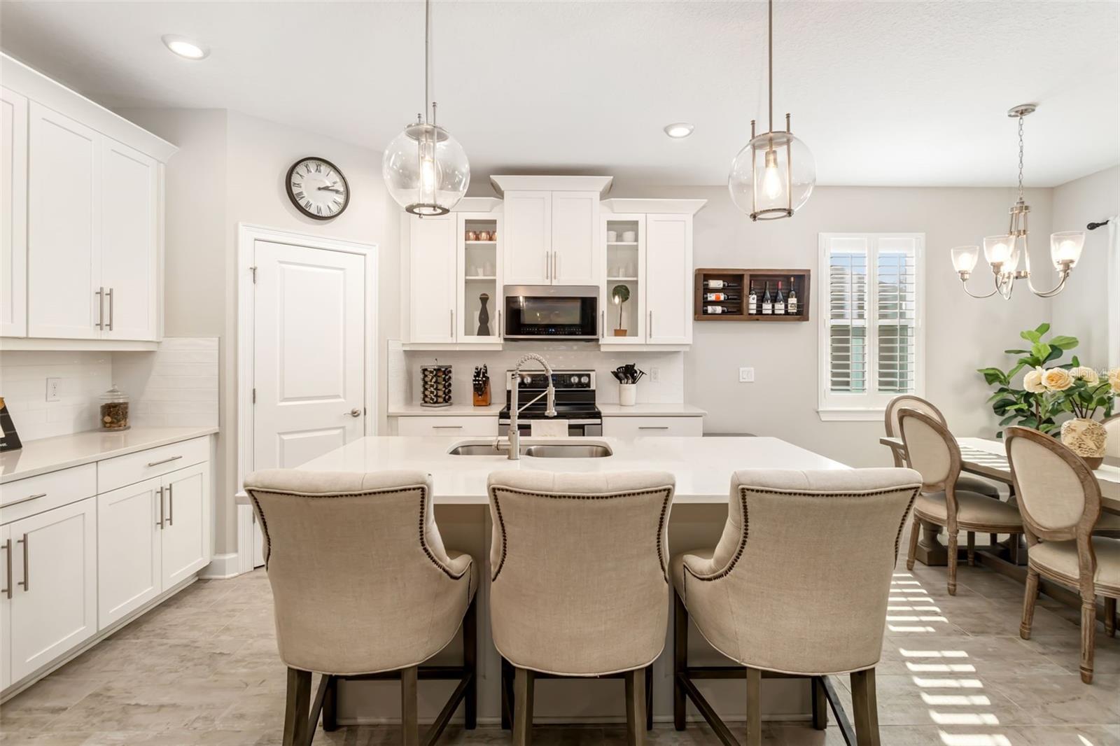 Image 18 of 37 For 10804 Whitland Grove Drive