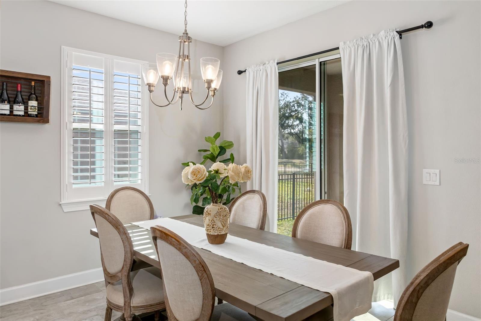 Image 22 of 37 For 10804 Whitland Grove Drive