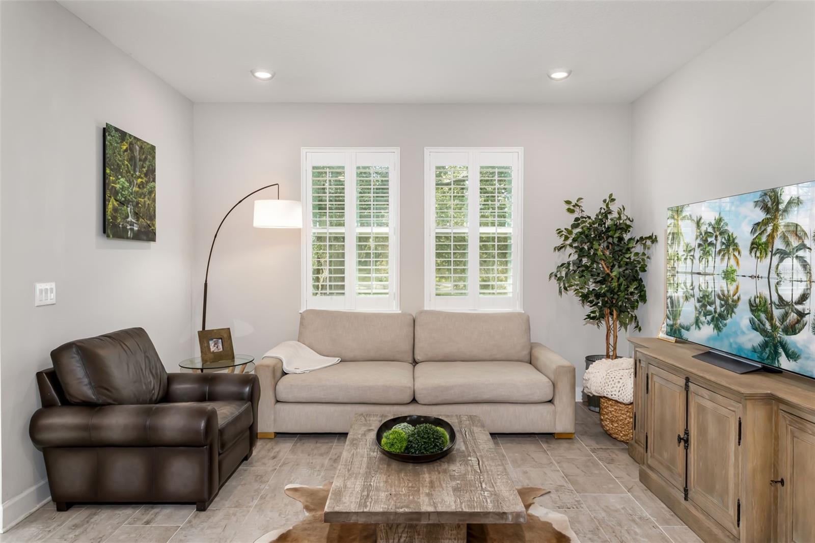 Image 23 of 37 For 10804 Whitland Grove Drive