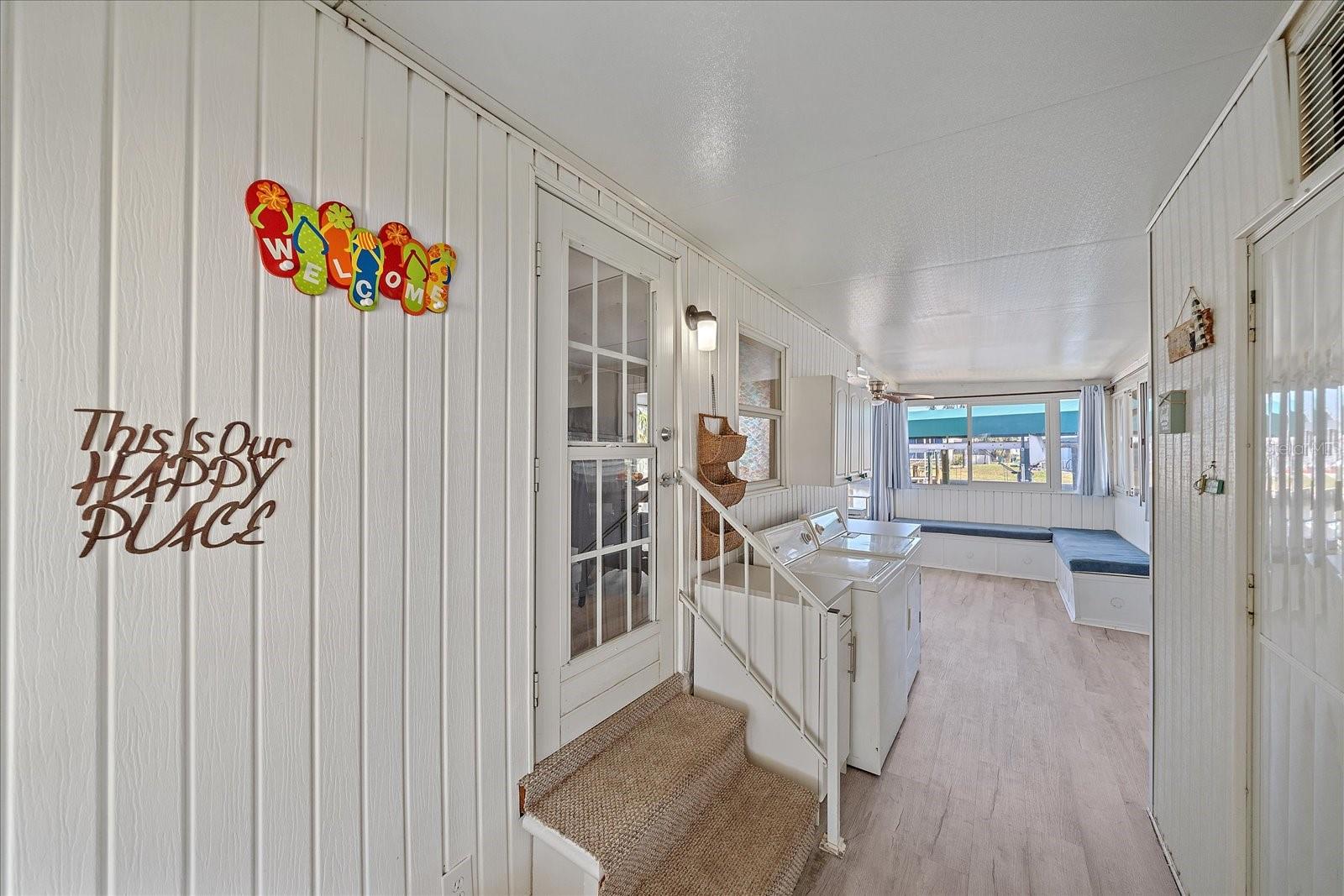 Image 12 of 34 For 286 Nassau Drive