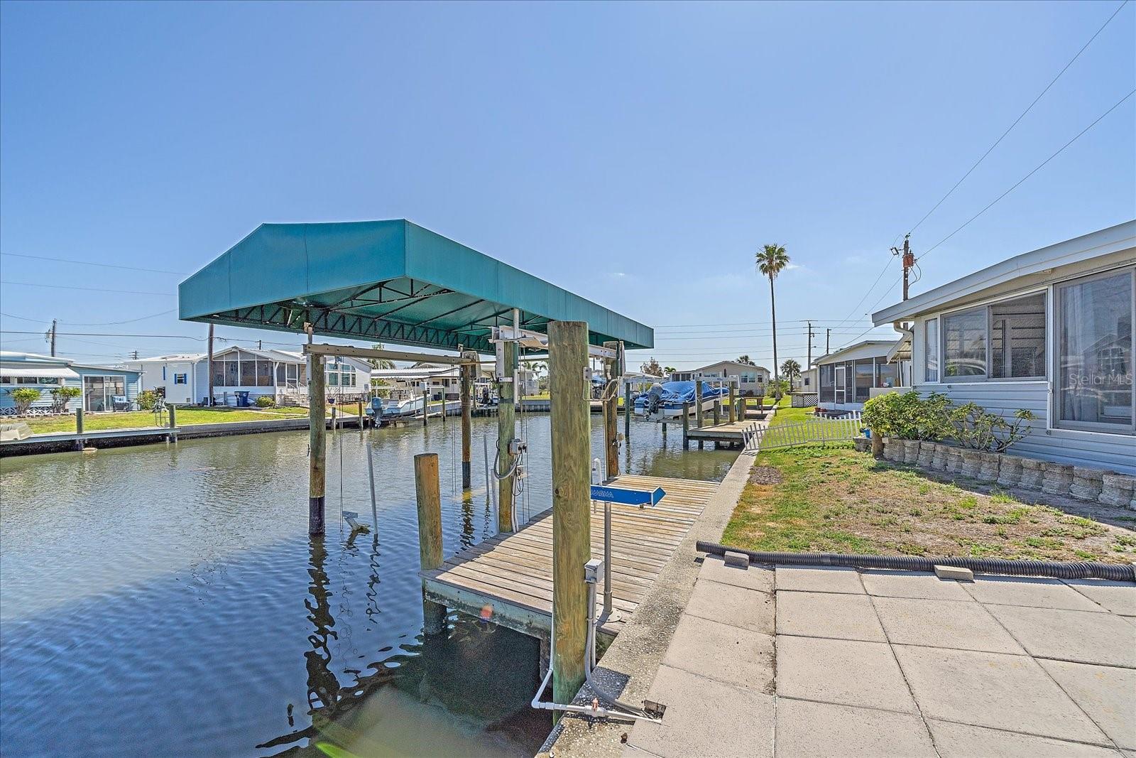 Image 23 of 34 For 286 Nassau Drive