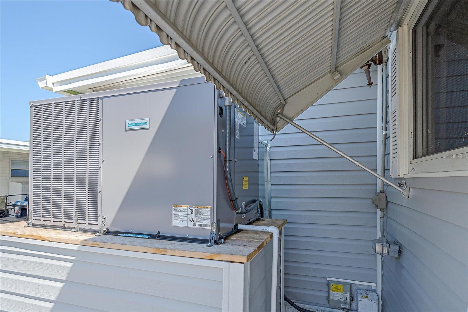 Image 29 of 34 For 286 Nassau Drive