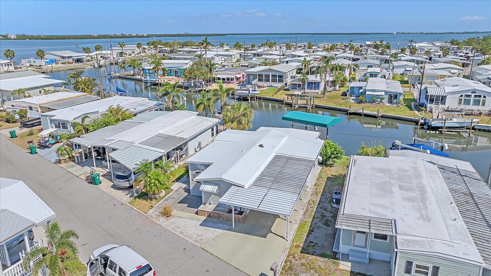 Image 30 of 34 For 286 Nassau Drive