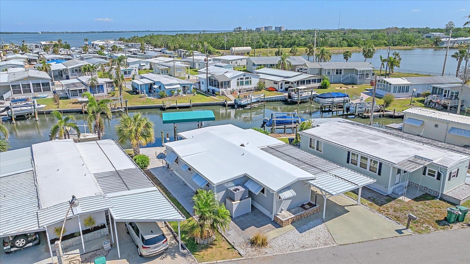 Image 31 of 34 For 286 Nassau Drive