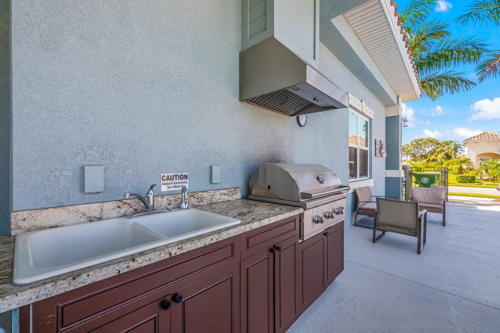 Image 28 of 30 For 7108 Playa Bella Drive