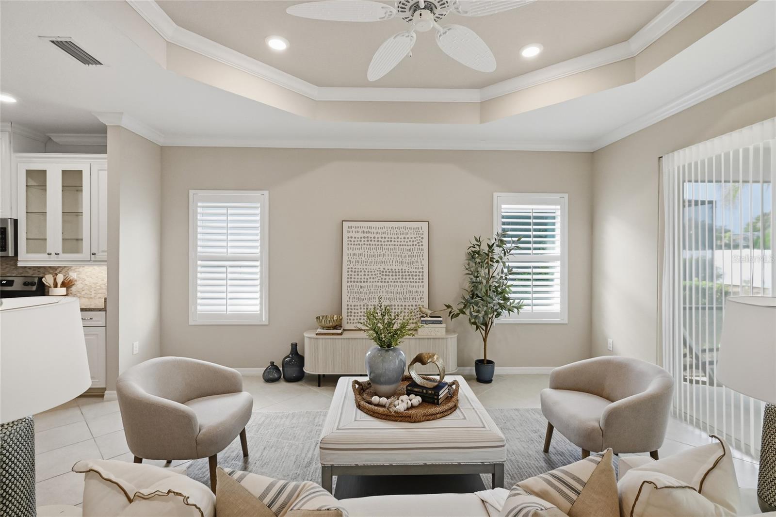 Image 7 of 30 For 7108 Playa Bella Drive