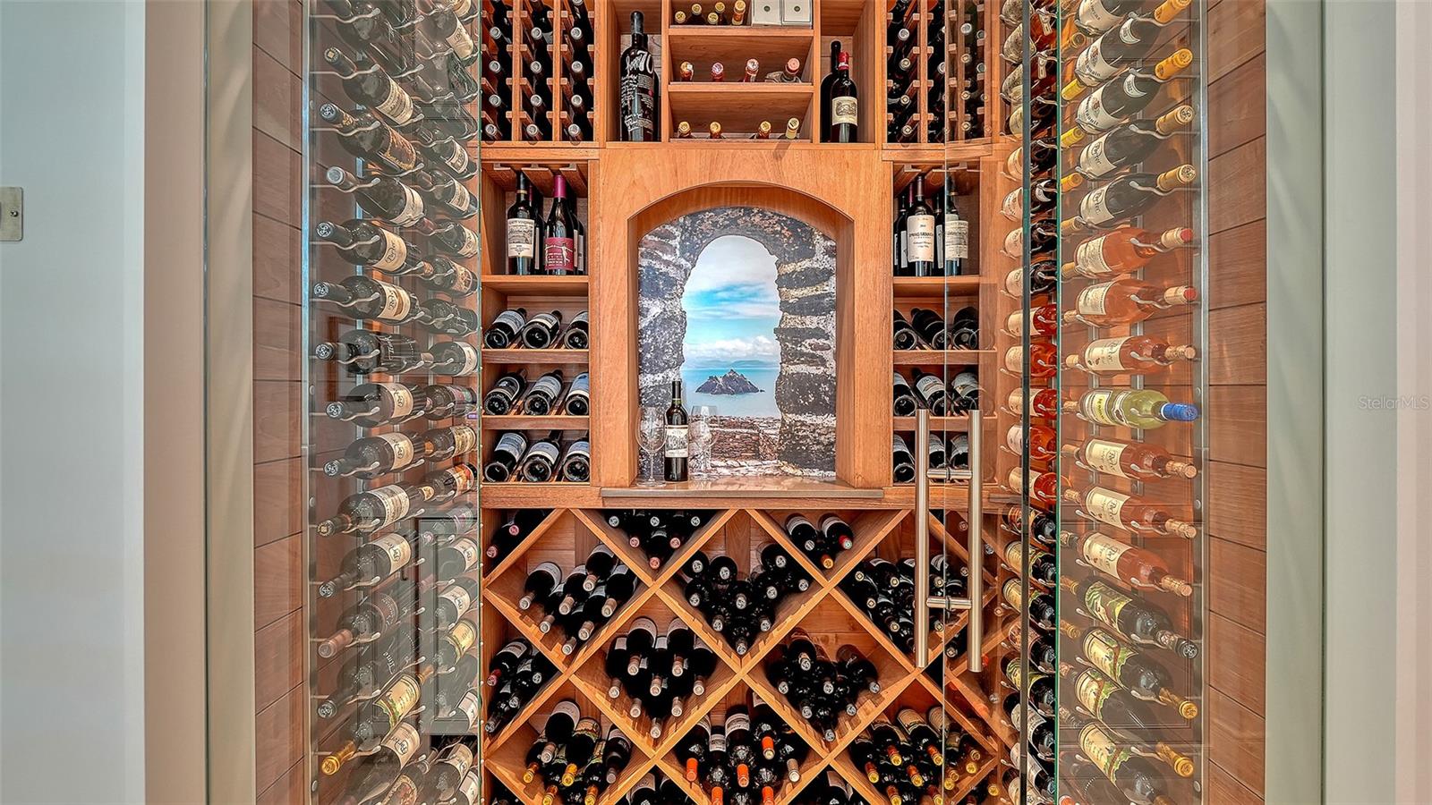 Image 18 of 57 For 5005 Gulf Of Mexico Drive 4