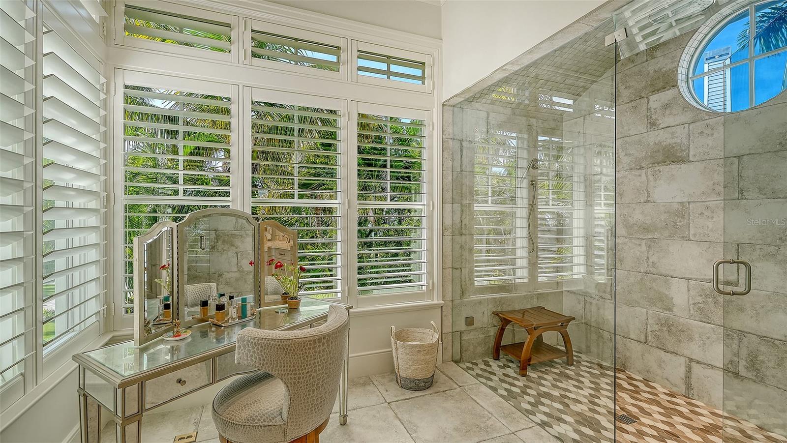 Image 25 of 57 For 5005 Gulf Of Mexico Drive 4