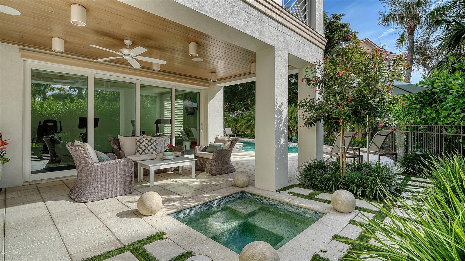 Image 50 of 57 For 5005 Gulf Of Mexico Drive 4