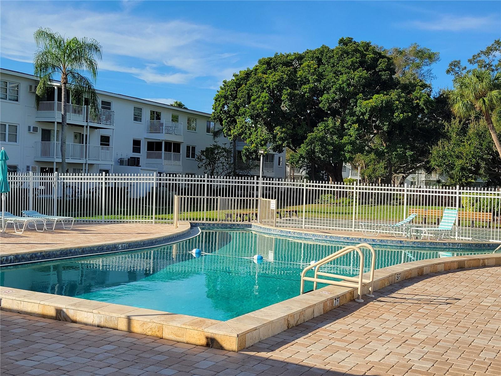 Image 17 of 24 For 2009 Canal Drive N4