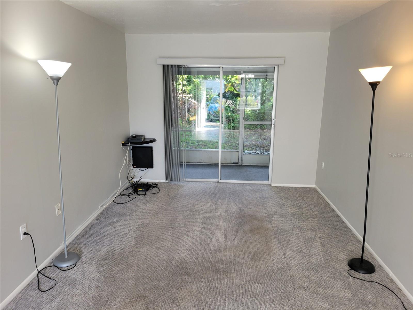 Image 4 of 24 For 2009 Canal Drive N4