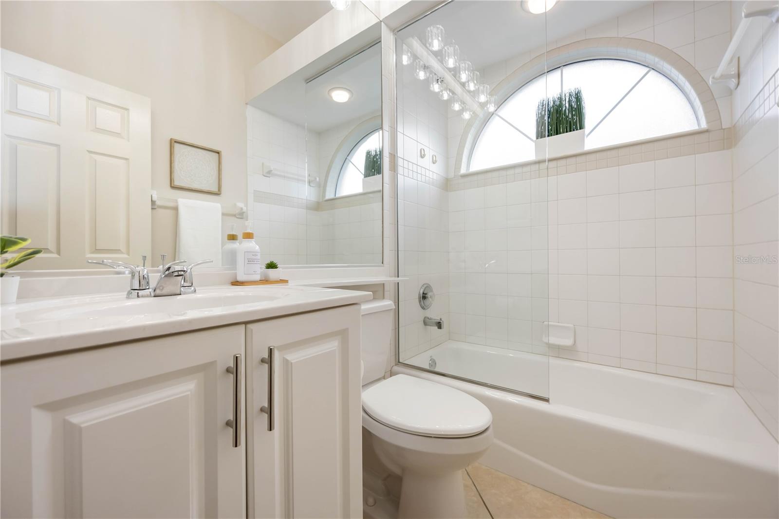 Listing photo id 25 for 7009 Stanhope Place