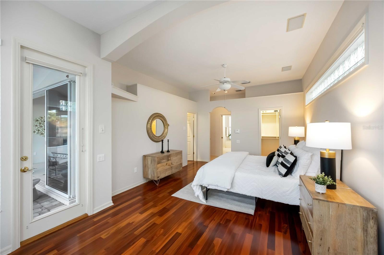 Listing photo id 28 for 7009 Stanhope Place