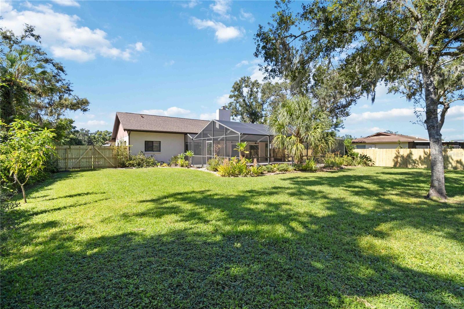 Image 42 of 44 For 5206 Woodlawn Circle E