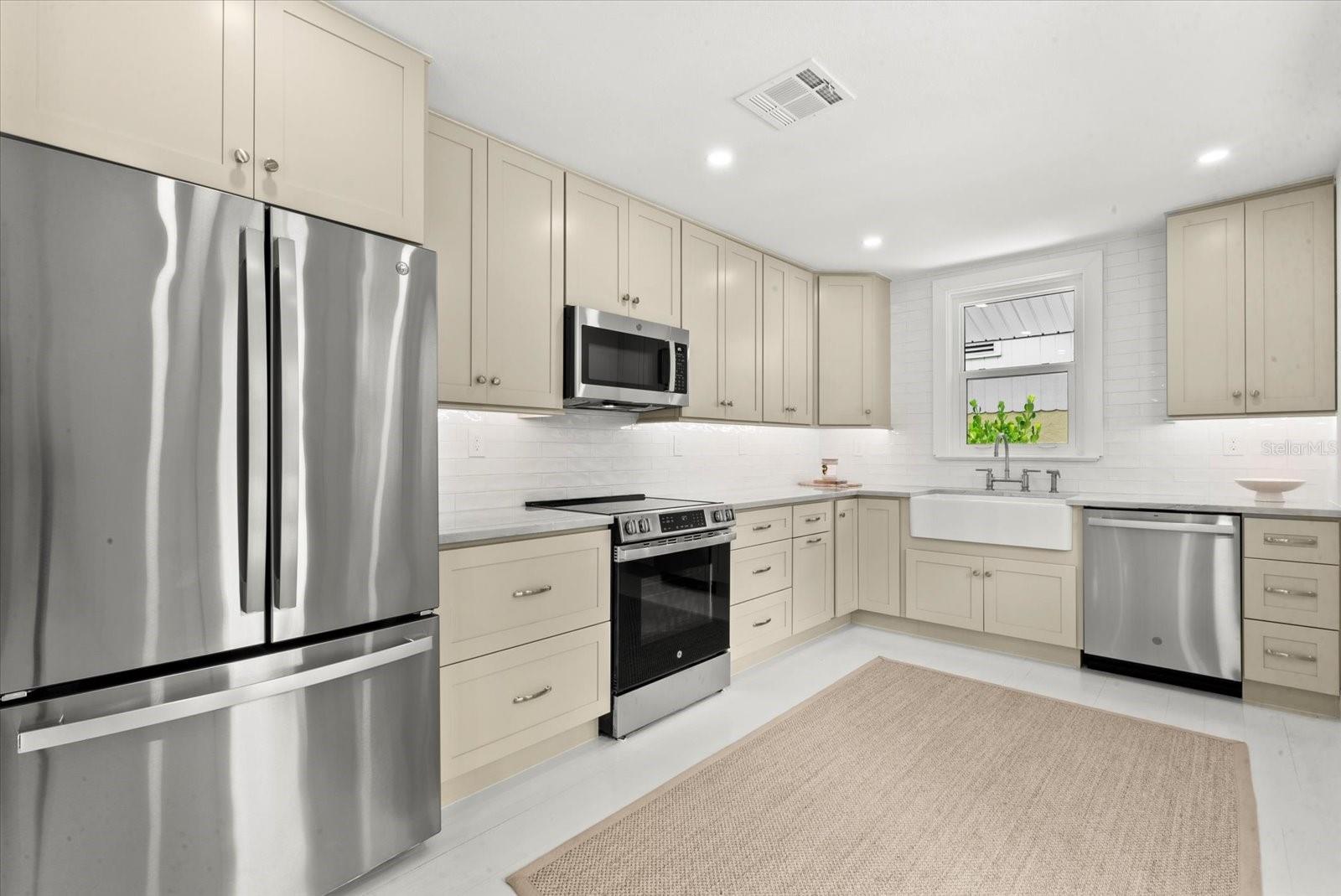 Image 10 of 37 For 1051 Indian Beach Drive