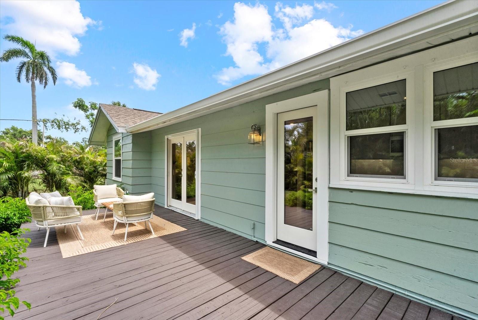 Image 22 of 37 For 1051 Indian Beach Drive