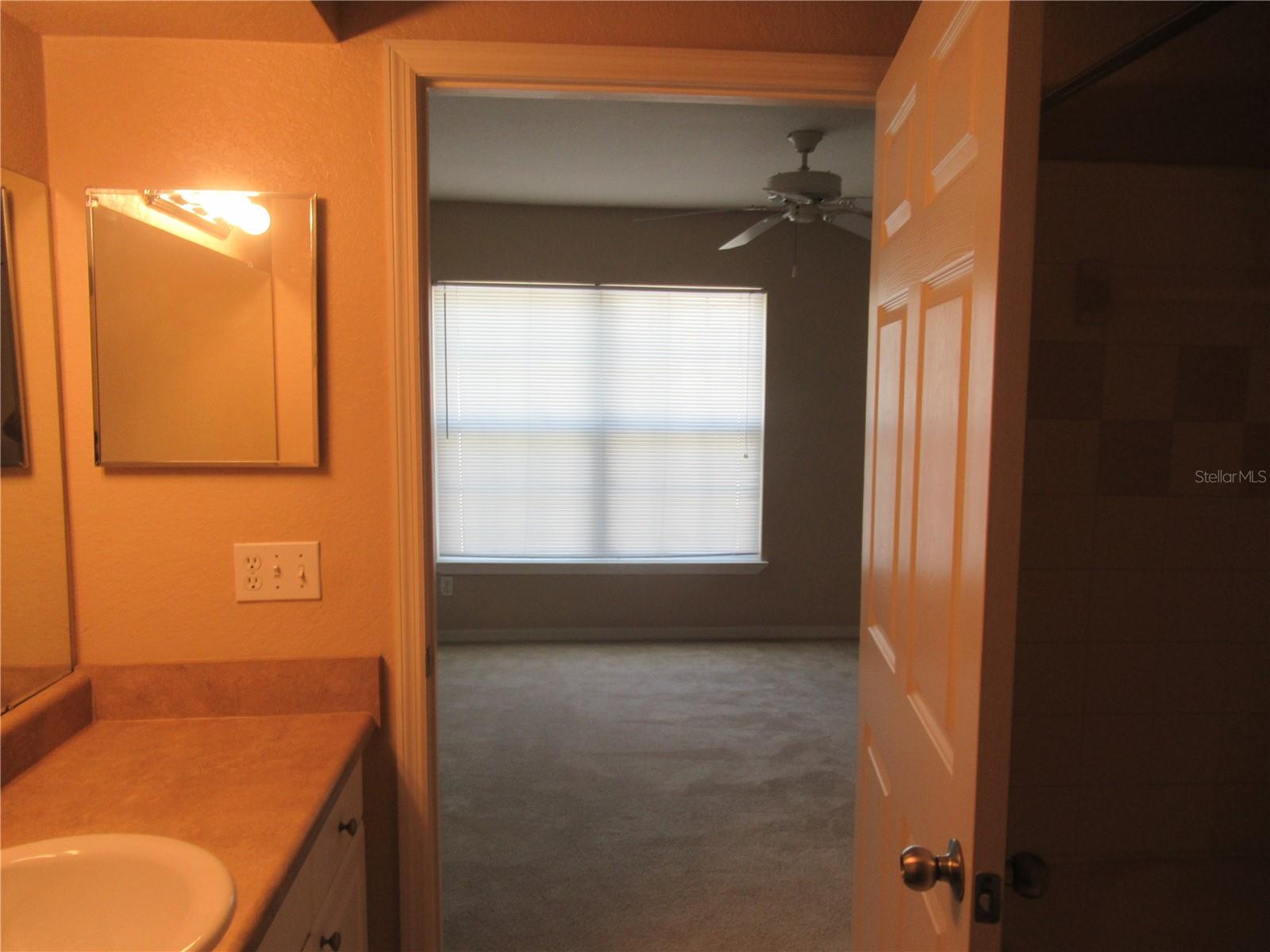 Image 10 of 49 For 5601 Rosehill Road 203