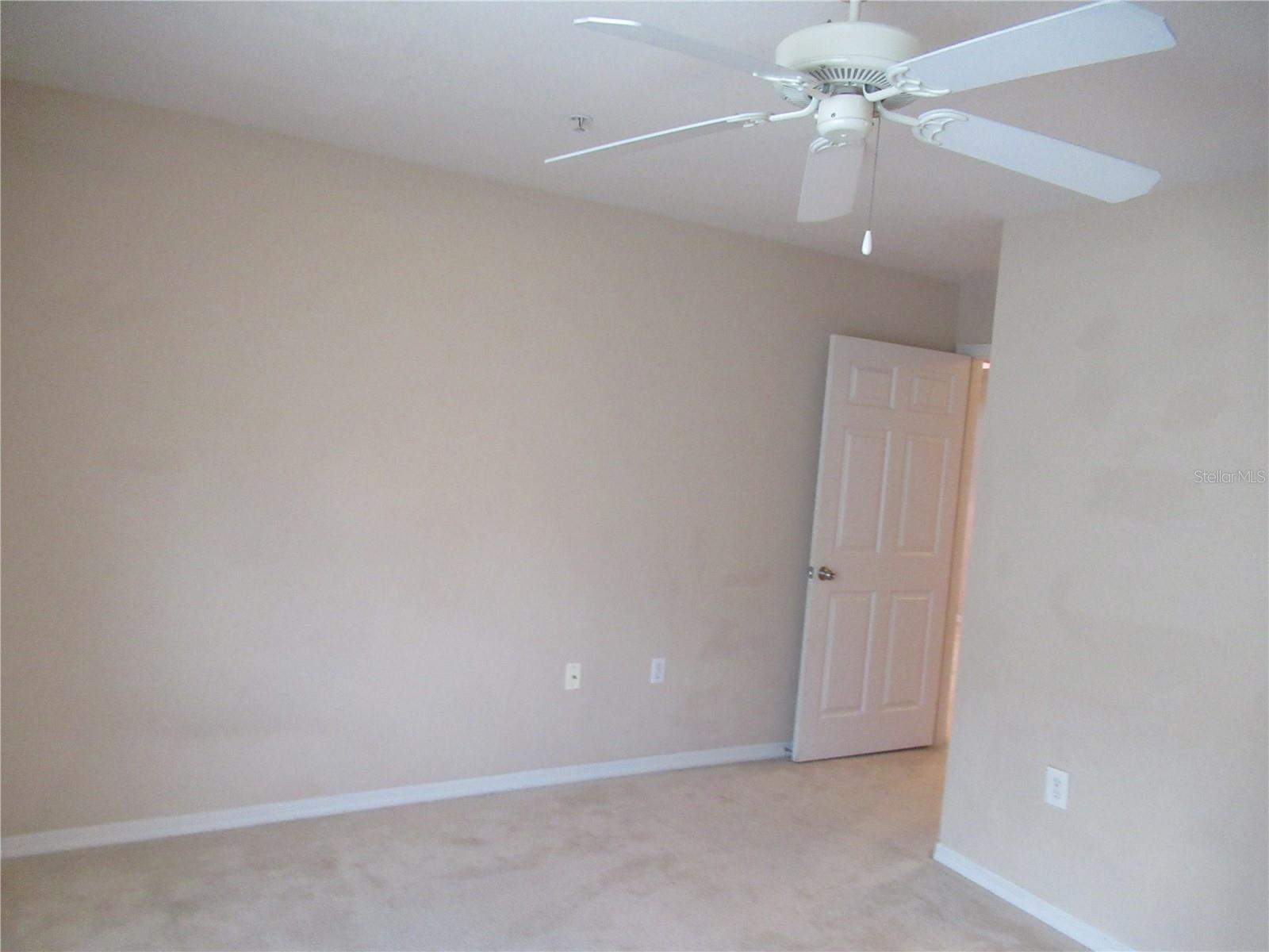 Image 15 of 49 For 5601 Rosehill Road 203