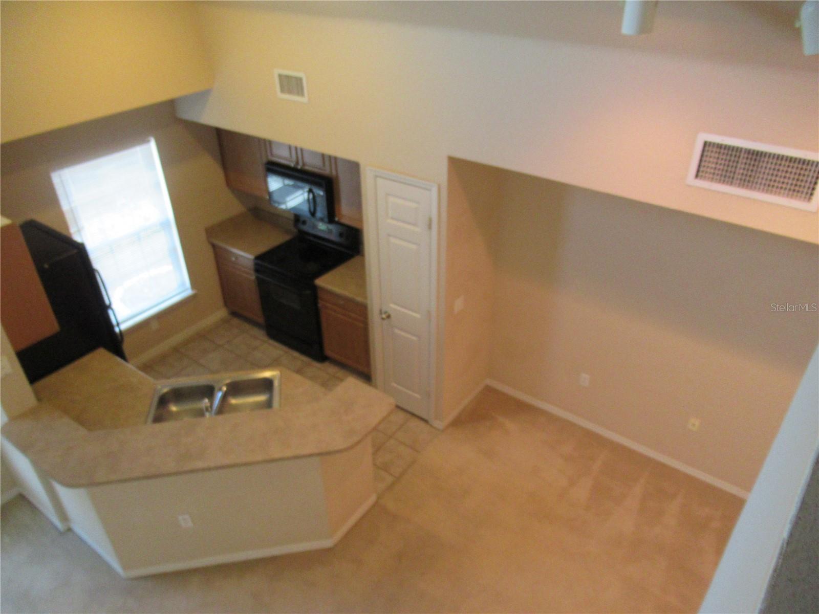 Image 17 of 49 For 5601 Rosehill Road 203