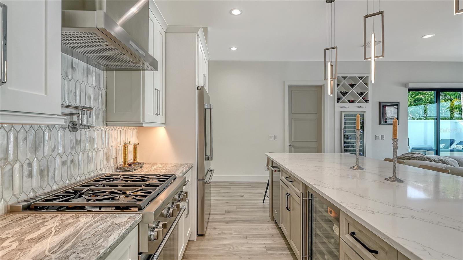 Image 18 of 68 For 1659 Devonshire Lane