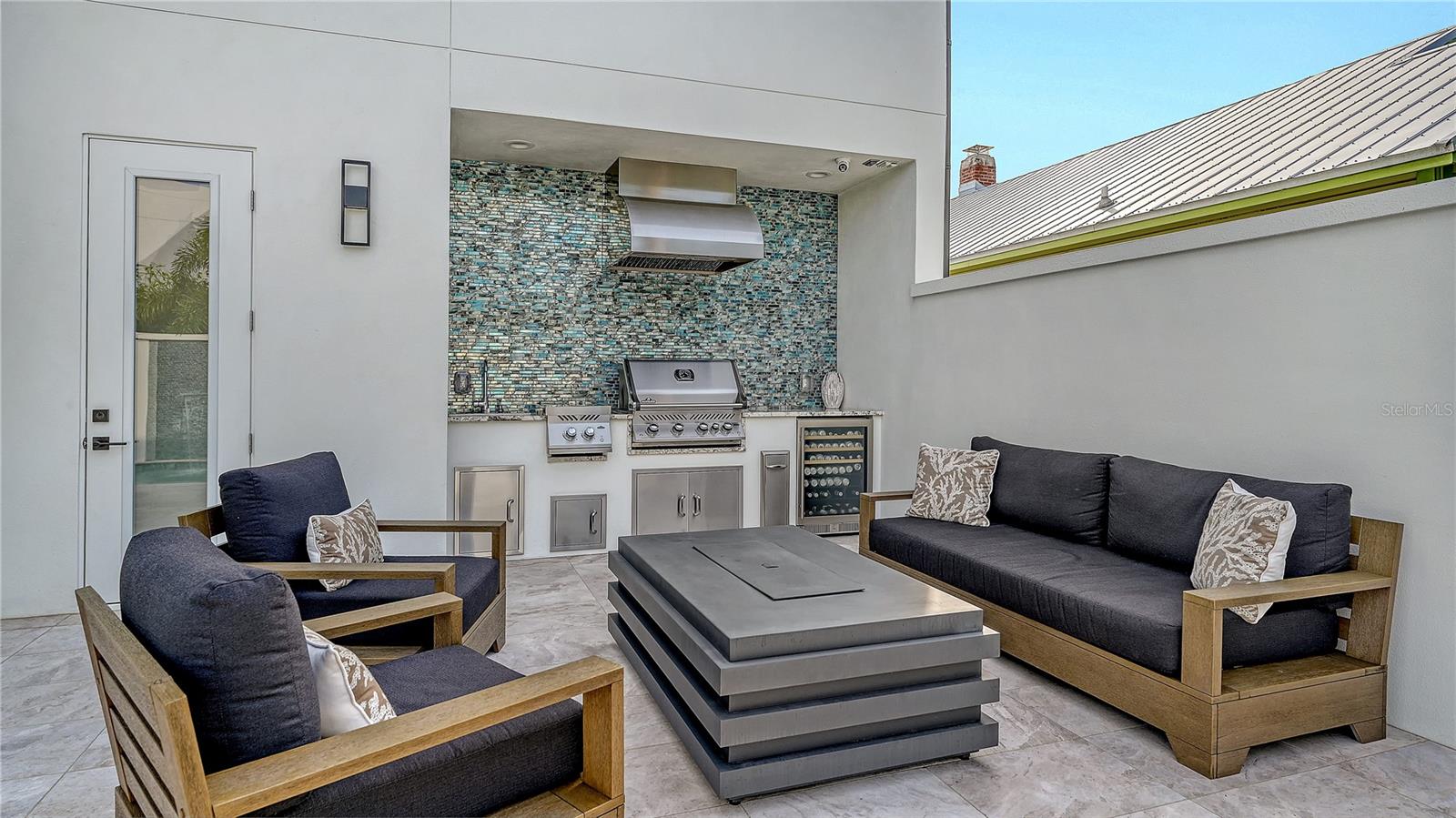 Image 23 of 68 For 1659 Devonshire Lane